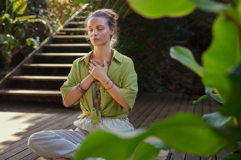 5 Grounding Techniques to Help You Stay Present in the Moment